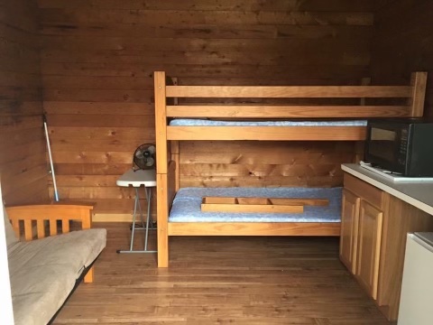 bunks at yogi bear's jellystone park in fingerlakes™