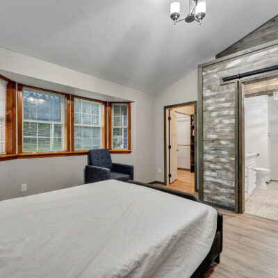 blue house - bedroom5