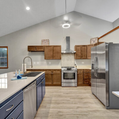 blue house - kitchen2