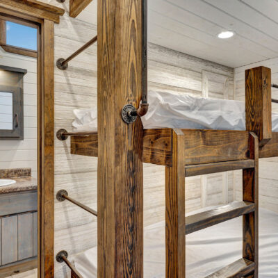 premium lakeside cabins - bunks