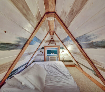 upstairs apartment - loft3